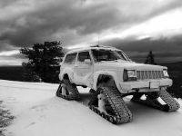WARFIGHTER_Outfitters_Jeep_Cherokee_Dominator_Track_Kit.jpg